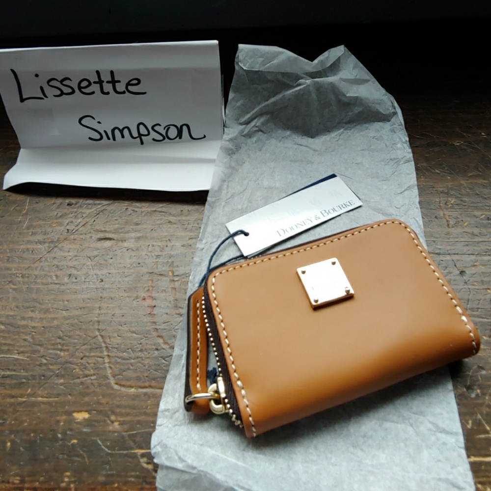 Beacon Collection Zip Around Credit Card Case
